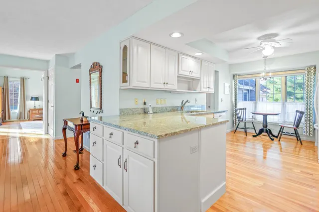 $535,000 | 9 Hickory Pond Lane, Unit 9, Atkinson, NH 03811