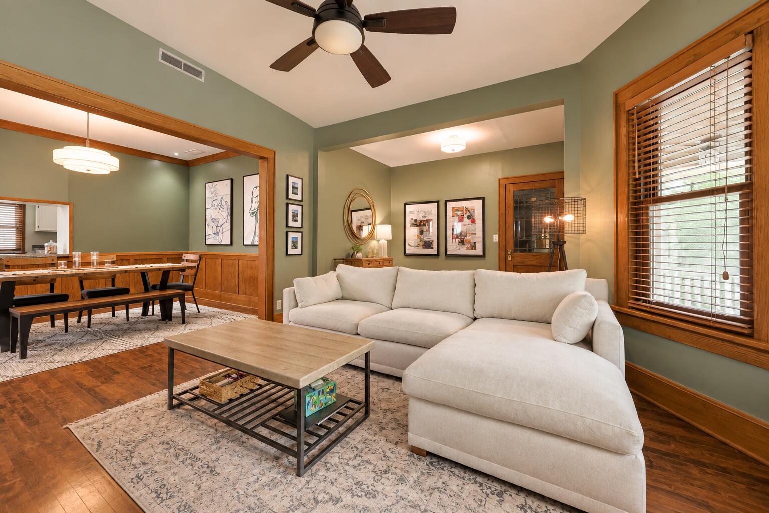 2147 North 56th Street Milwaukee, WI 53208 - Photo 6 of 33 Living Room