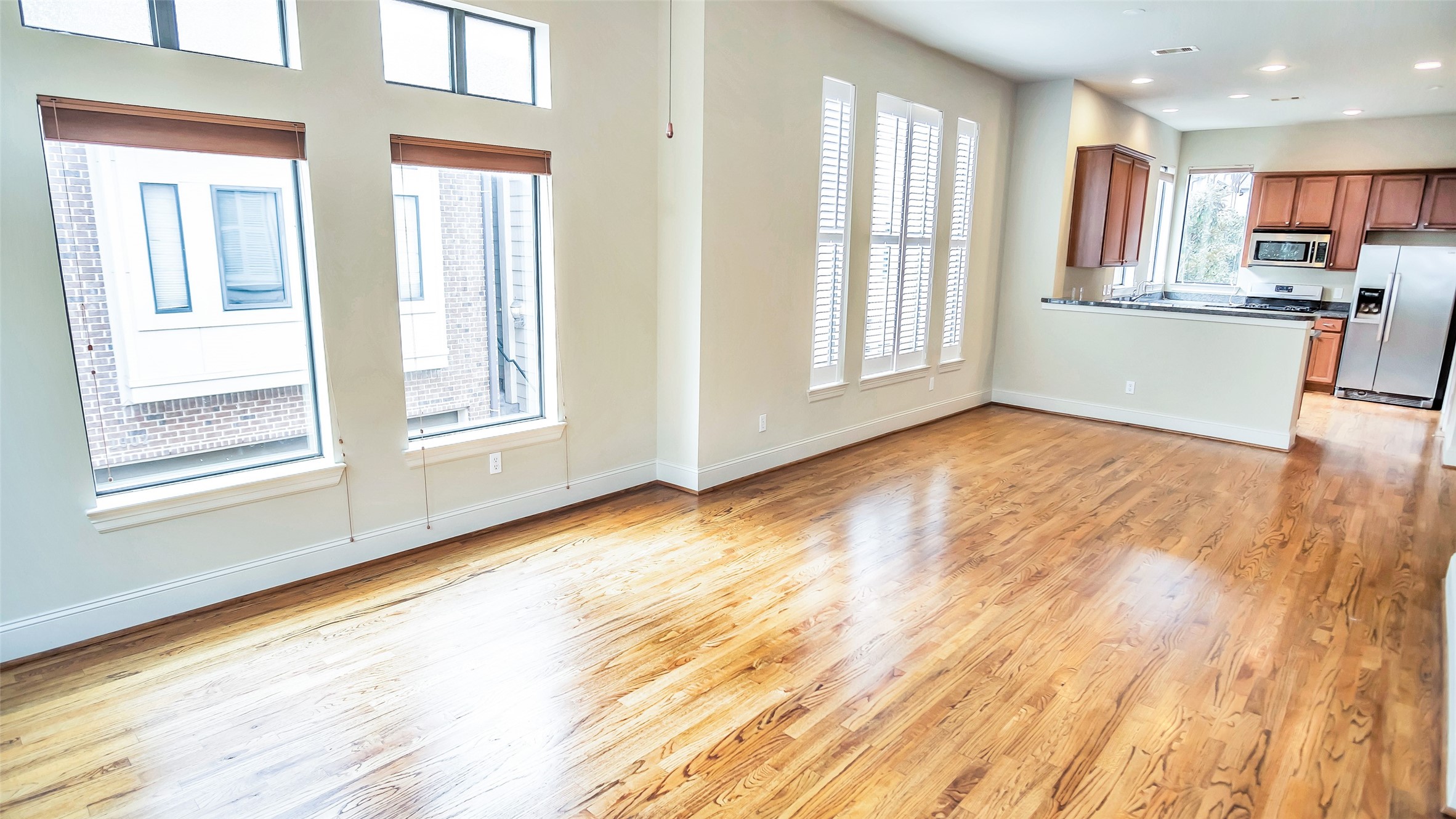 1611 Silver Street Houston, TX 77007 - Photo 5 of 32