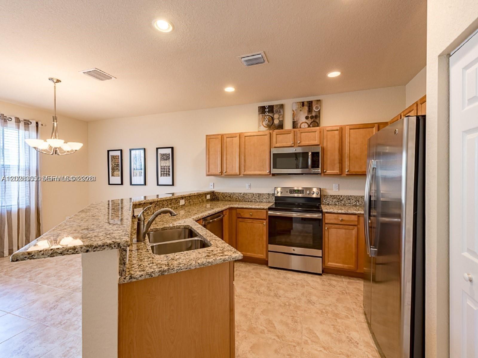 11749 Southwest 238 Street Homestead, FL 33032 - Photo 6 of 31