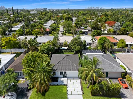 $1,075,000 | 1750 Northeast 49th Street, Fort Lauderdale, FL 33334
