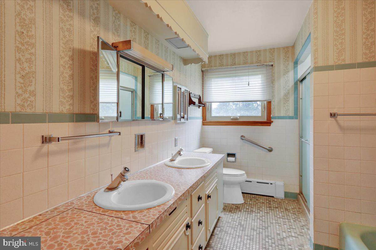 114 Brubaker Road Lititz, PA 17543 - Photo 16 of 42