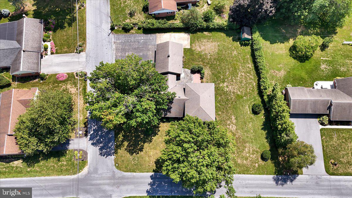 114 Brubaker Road Lititz, PA 17543 - Photo 41 of 42