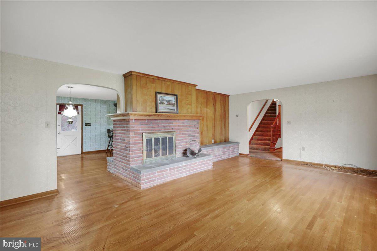 114 Brubaker Road Lititz, PA 17543 - Photo 6 of 42