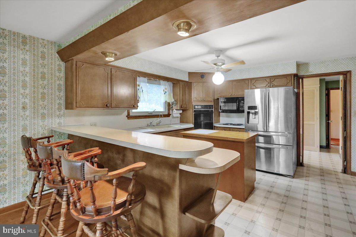 114 Brubaker Road Lititz, PA 17543 - Photo 10 of 42