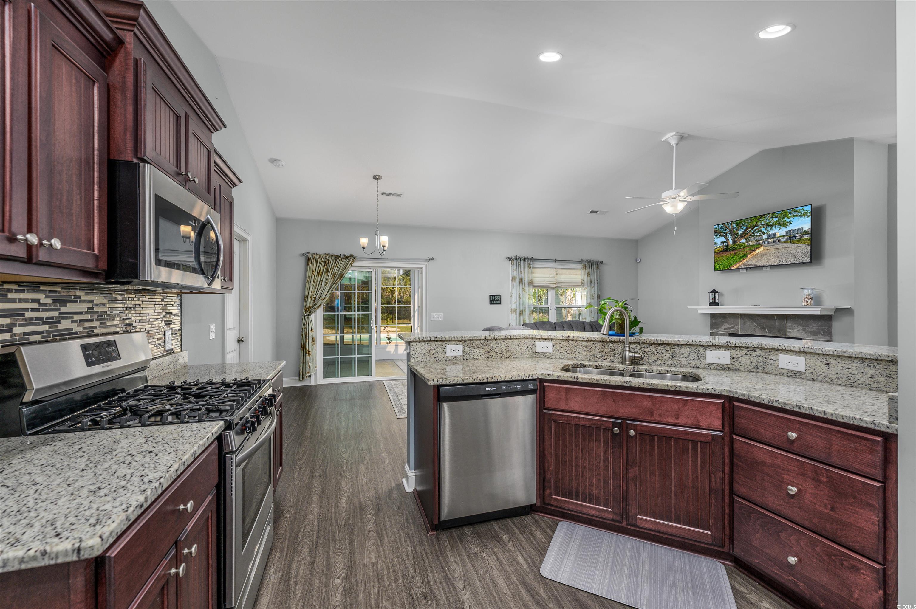 5123 Huston Road Conway, SC 29526 - Photo 10 of 39