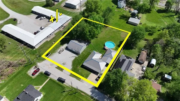 $299,900 | 816 East Lincoln Street, Clinton, MO 64735