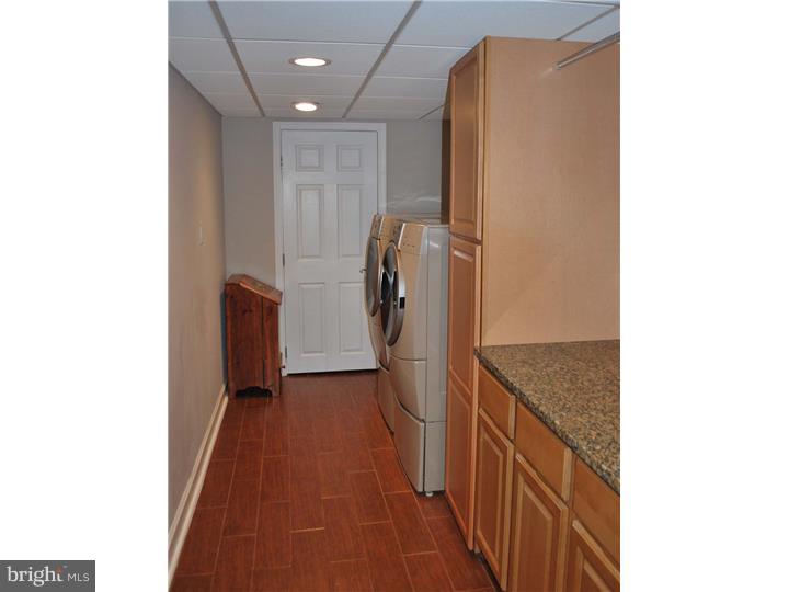 643 Reeves Lane Warminster, PA 18974 - Photo 14 of 25 Laundry Room