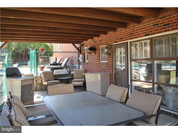643 Reeves Lane Warminster, PA 18974 - Photo 25 of 25 Porch