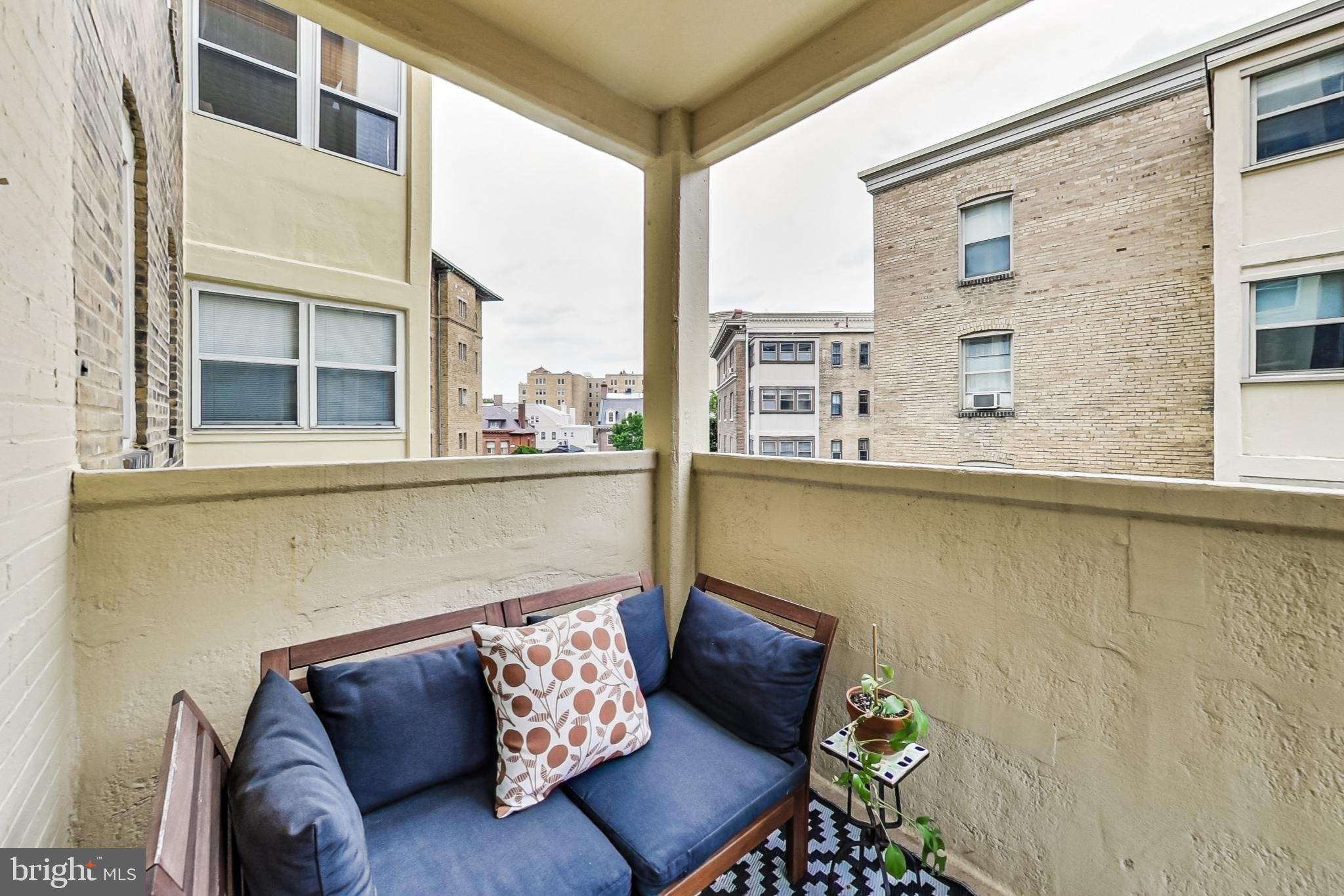 1901 Columbia Road Northwest, Unit 401 Washington, DC 20009 - Photo 15 of 22 Gallery Image 15