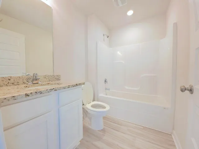 $390,000 | 805 Otto Loop, Crestview, FL 32539