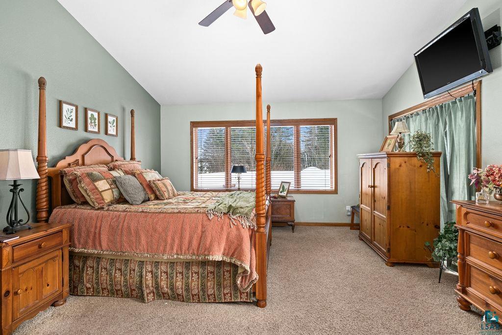 6139 North Sunset Ridge Road Duluth, MN 55803 - Photo 16 of 23 Primary Bedroom