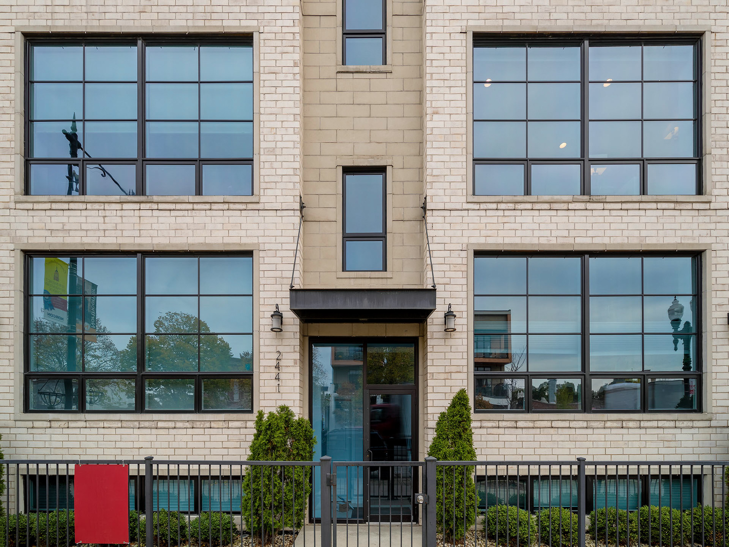 2441 West Irving Park Road, Unit 2W Chicago, IL 60618 - Photo 2 of 17