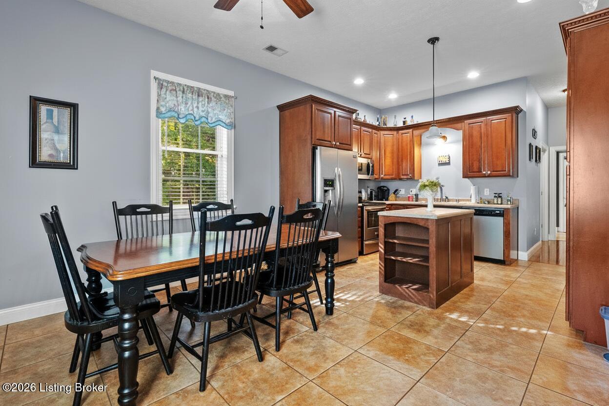 304 Hutchins Ridge Road Bardstown, KY 40004 - Photo 12 of 53 8920F484-5A66-41C4-9189-C135FCA56C22
