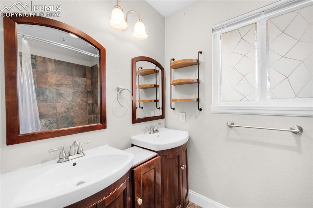 673 Shooks Lane Colorado Springs, CO 80903 - Photo 22 of 35