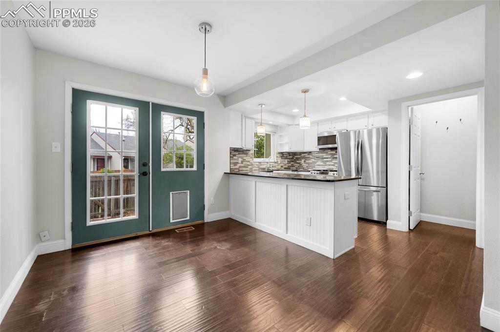 673 Shooks Lane Colorado Springs, CO 80903 - Photo 9 of 35