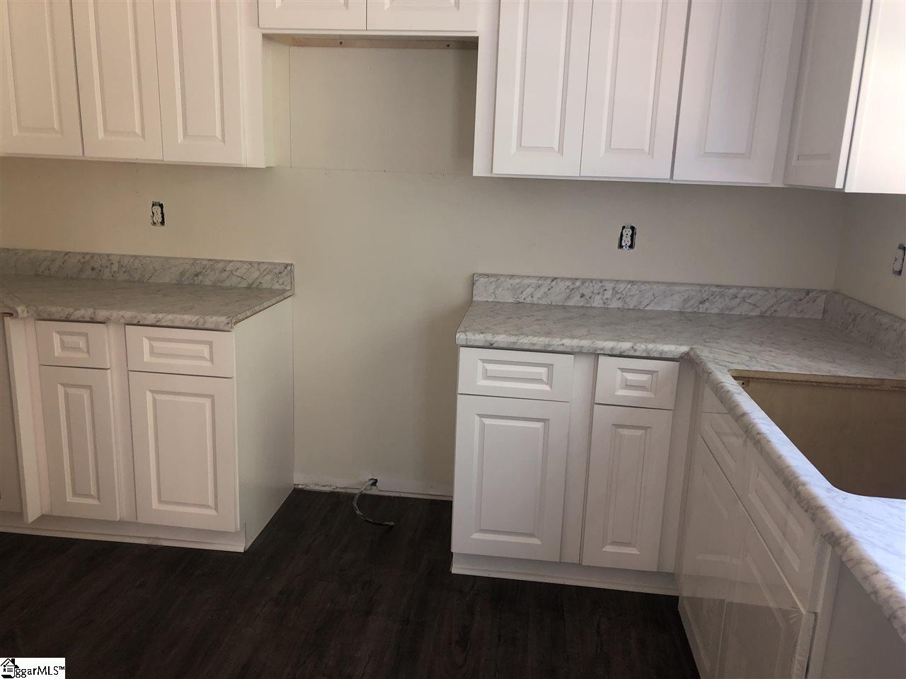 414 Youth Center Road Belton, SC 29627 - Photo 5 of 10