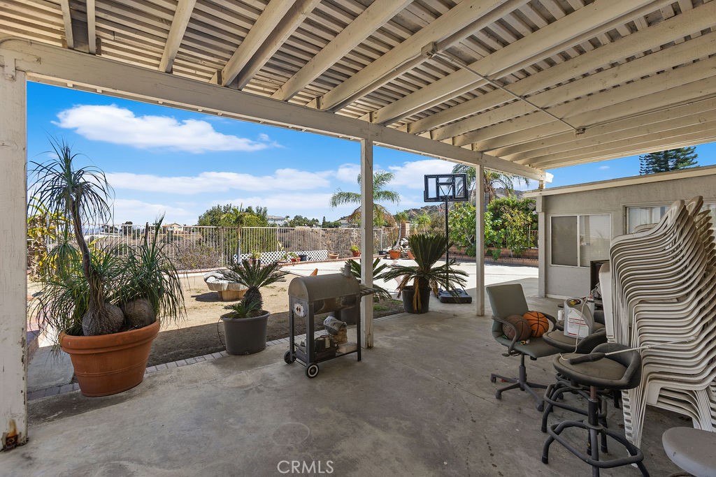 1511 Dominguez Ranch Road Corona, CA 92878 - Photo 33 of 40 Gallery Image 33
