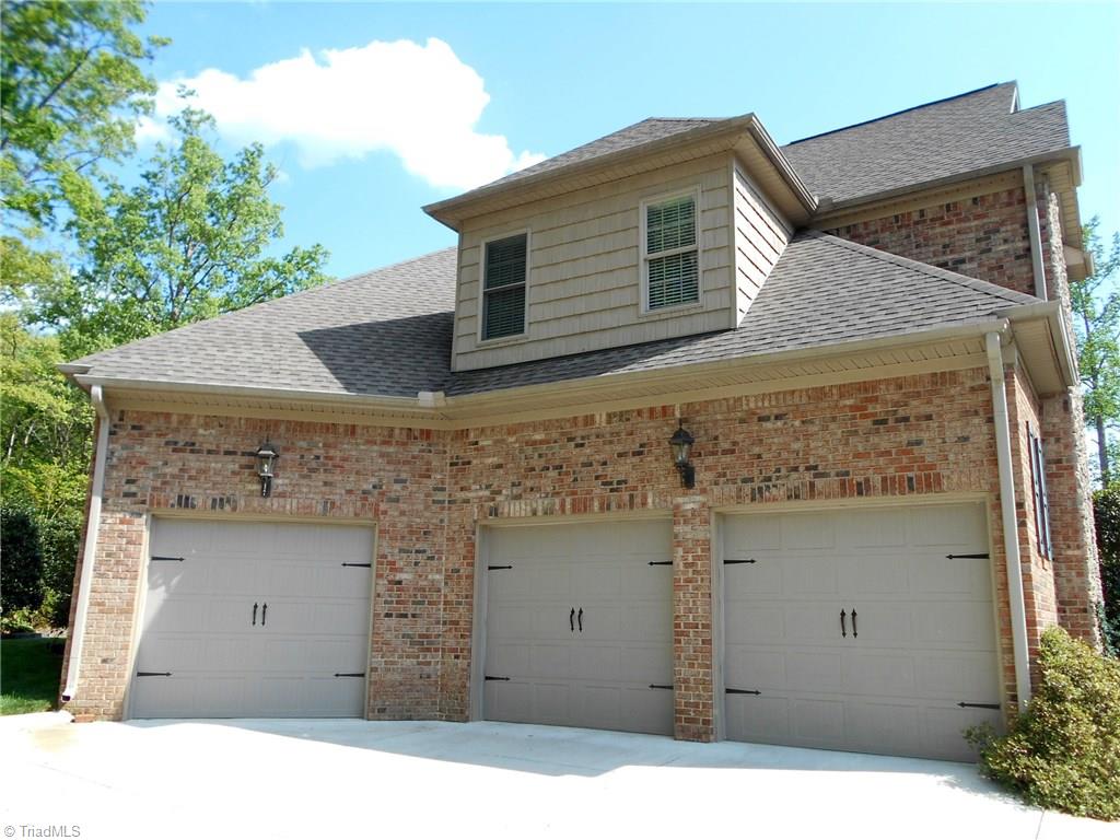 5044 Bennington Way High Point, NC 27262 - Photo 2 of 28 Three car garage