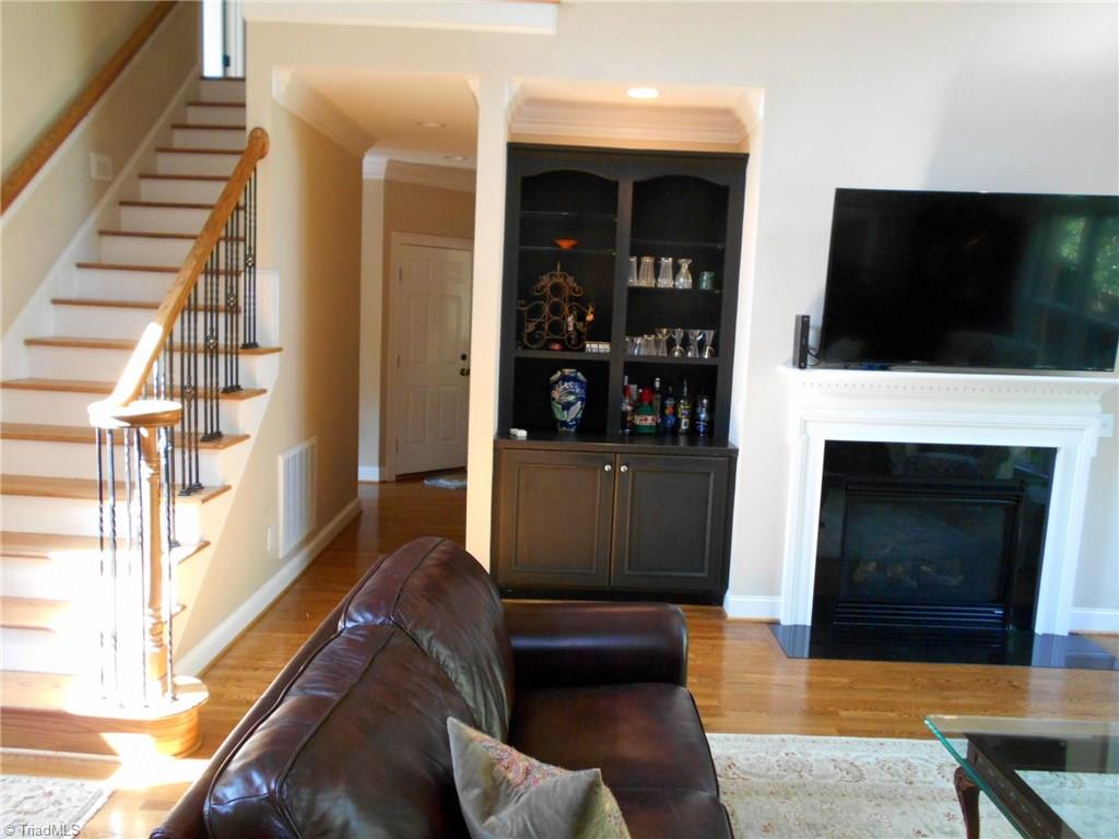 5044 Bennington Way High Point, NC 27262 - Photo 12 of 28 Gallery Image 12
