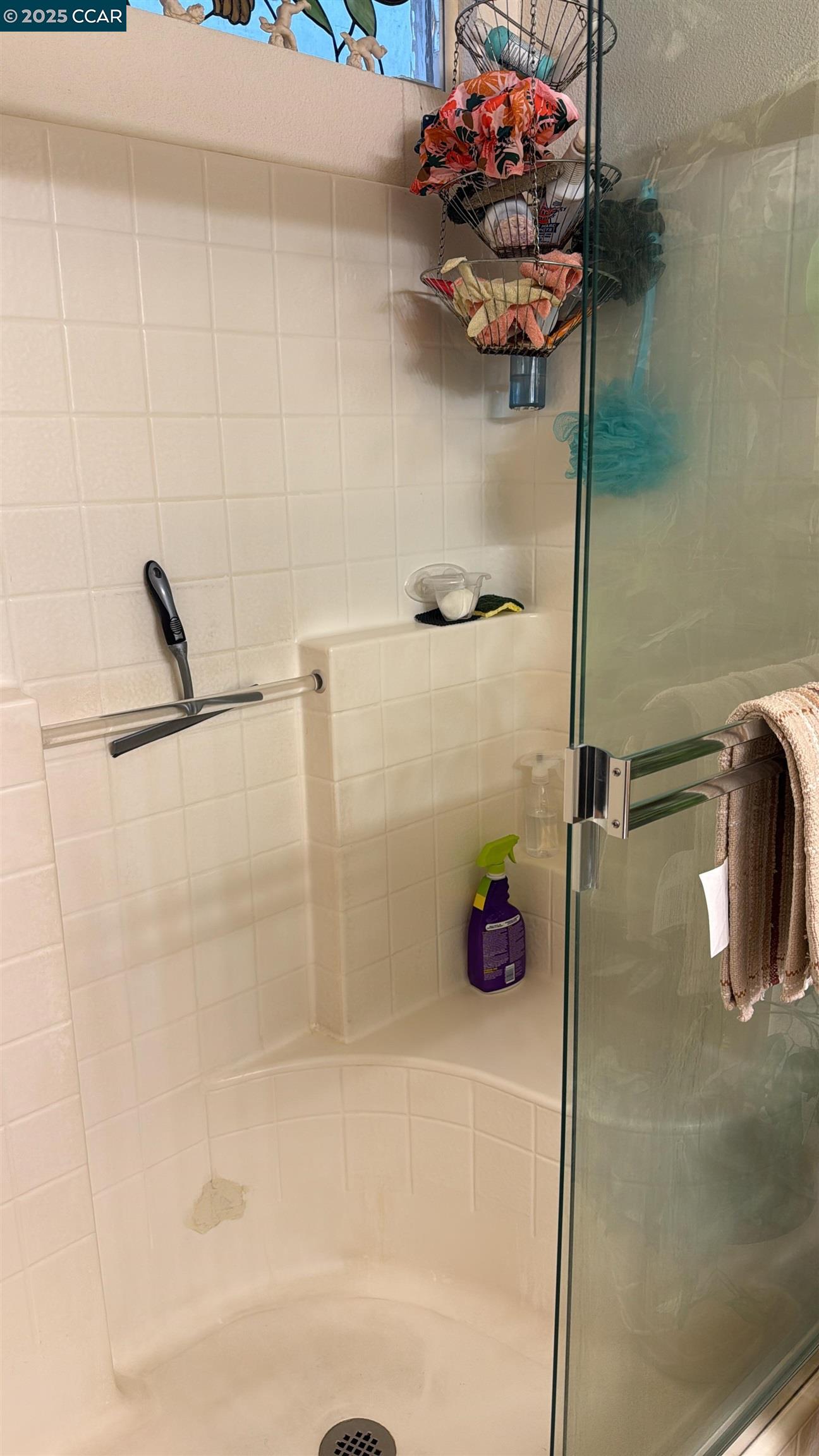 307 Crystal Downs Drive Rio Vista, CA 94571 - Photo 20 of 38 a bathroom with a shower
