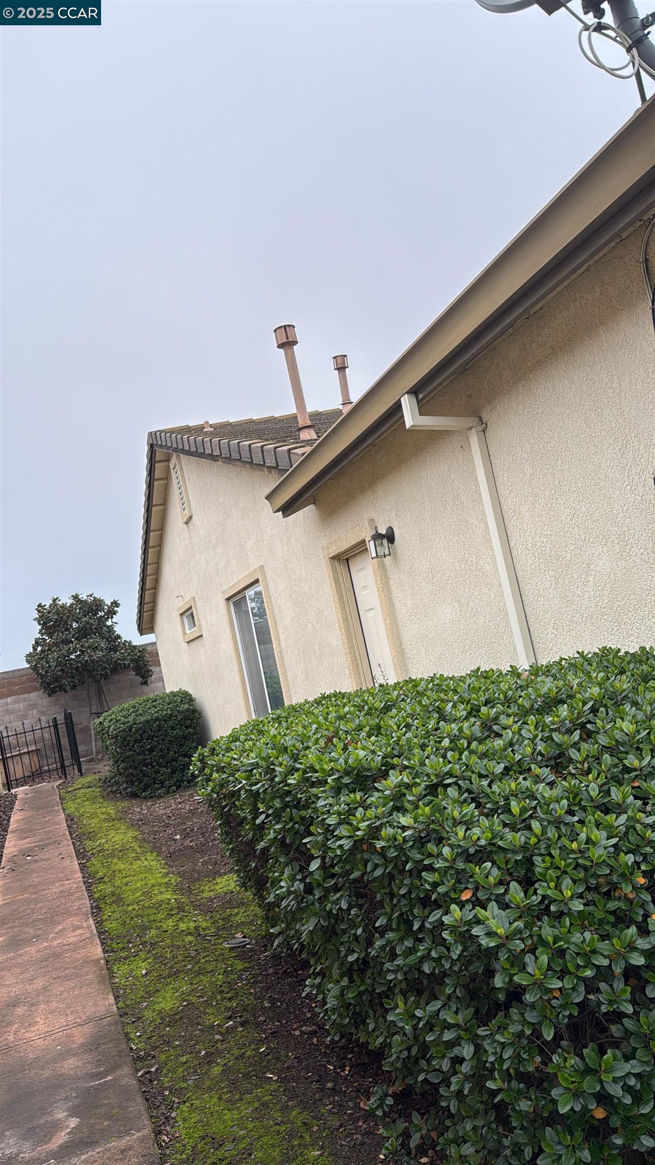 307 Crystal Downs Drive Rio Vista, CA 94571 - Photo 38 of 38 a view of a backyard
