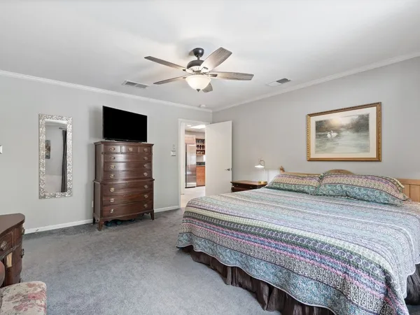 $550,000 | 910 River Oaks Drive, Austin, TX 78753