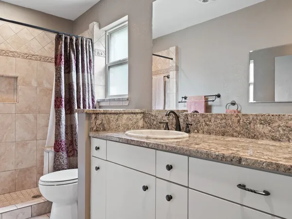 $550,000 | 910 River Oaks Drive, Austin, TX 78753