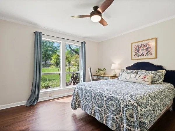 $550,000 | 910 River Oaks Drive, Austin, TX 78753