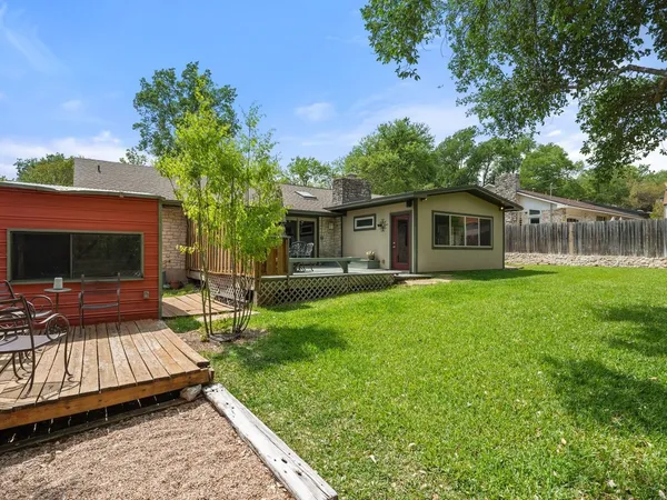 $550,000 | 910 River Oaks Drive, Austin, TX 78753