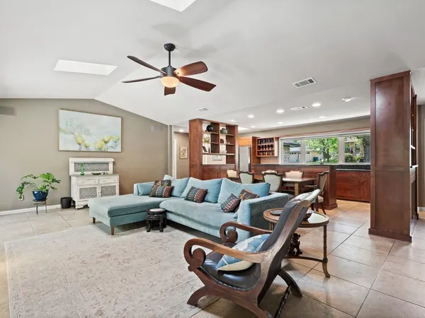 $550,000 | 910 River Oaks Drive, Austin, TX 78753