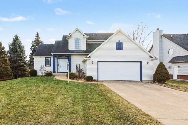 $629,900 | 437 Edgewater Court, Coldwater, MI 49036