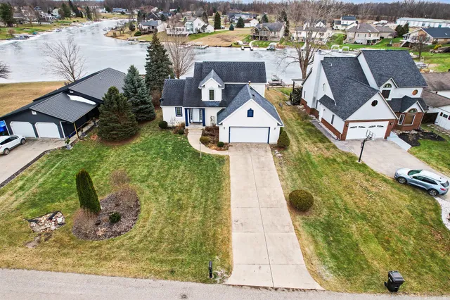 $629,900 | 437 Edgewater Court, Coldwater, MI 49036