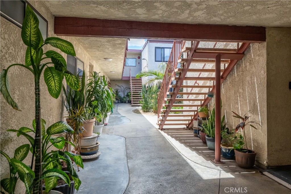 1001 Cherry, Unit 107 Long Beach, CA 90813 - Photo 2 of 38 Entrance to complex