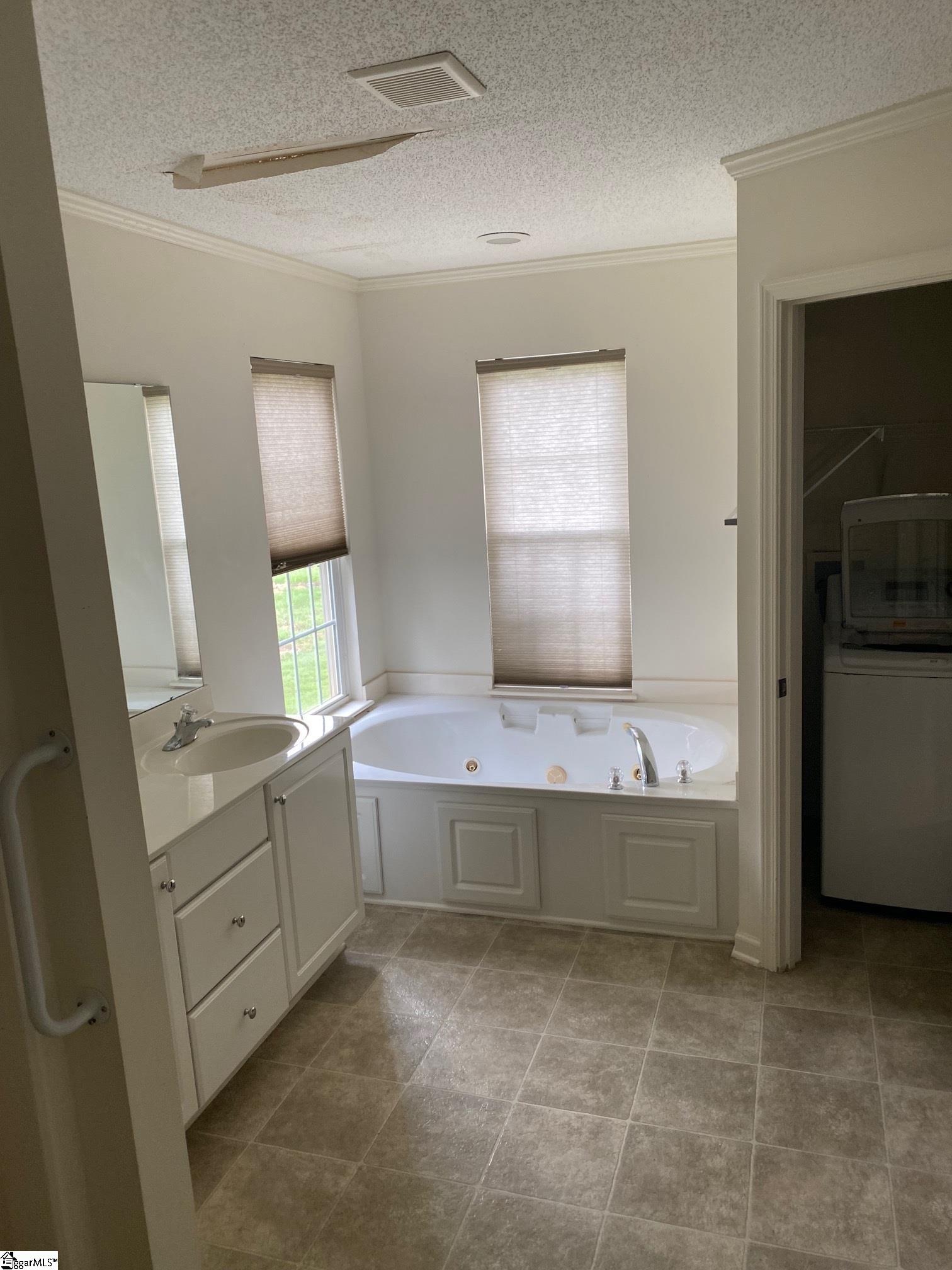 1010 Meehan Way Pendleton, SC 29670 - Photo 8 of 11