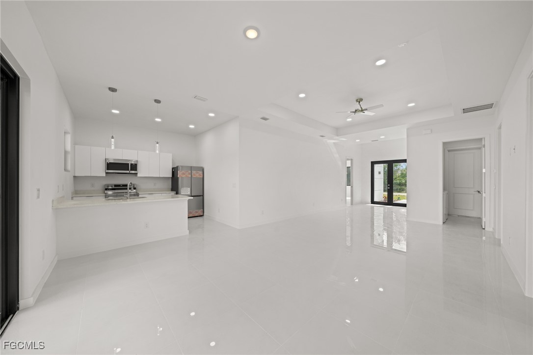 447 Redwing Street Lehigh Acres, FL 33974 - Photo 4 of 21