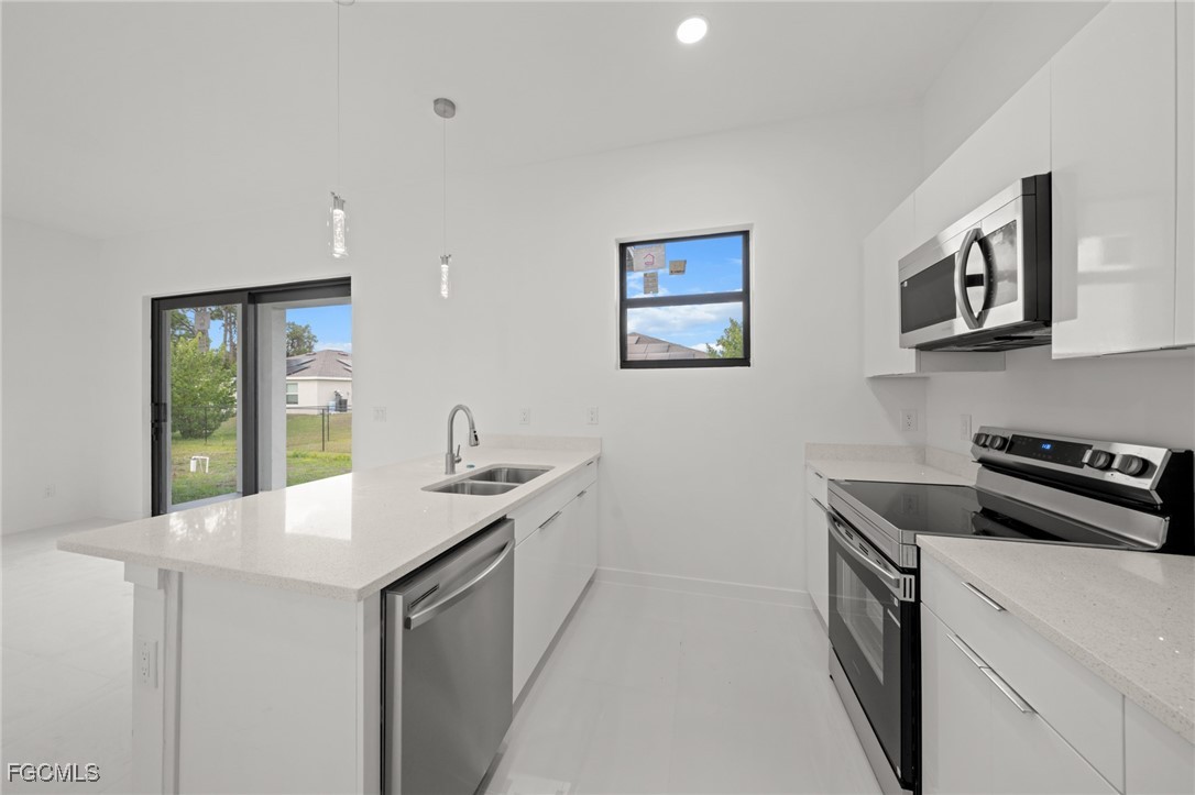 447 Redwing Street Lehigh Acres, FL 33974 - Photo 7 of 21