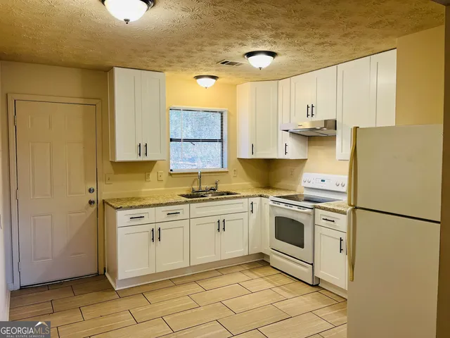 $1,500 | 4120 Midway Road, Unit 4120, Douglasville, GA 30134