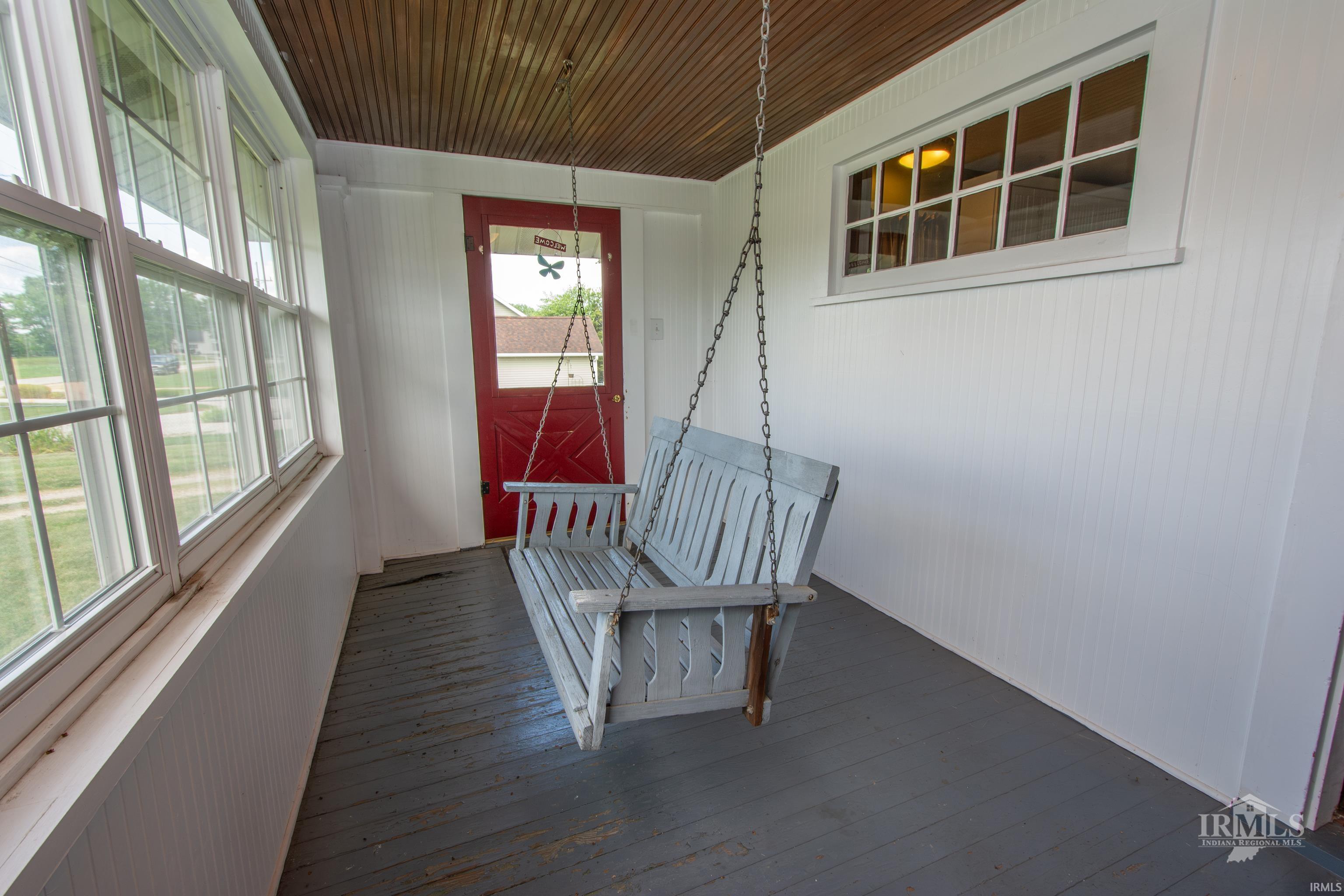 9105 East Jackson Street Selma, IN 47383 - Photo 13 of 36