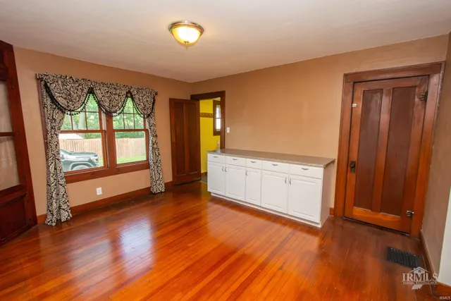 $329,900 | 9105 East Jackson Street, Selma, IN 47383