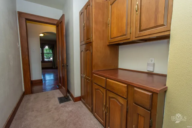 $329,900 | 9105 East Jackson Street, Selma, IN 47383