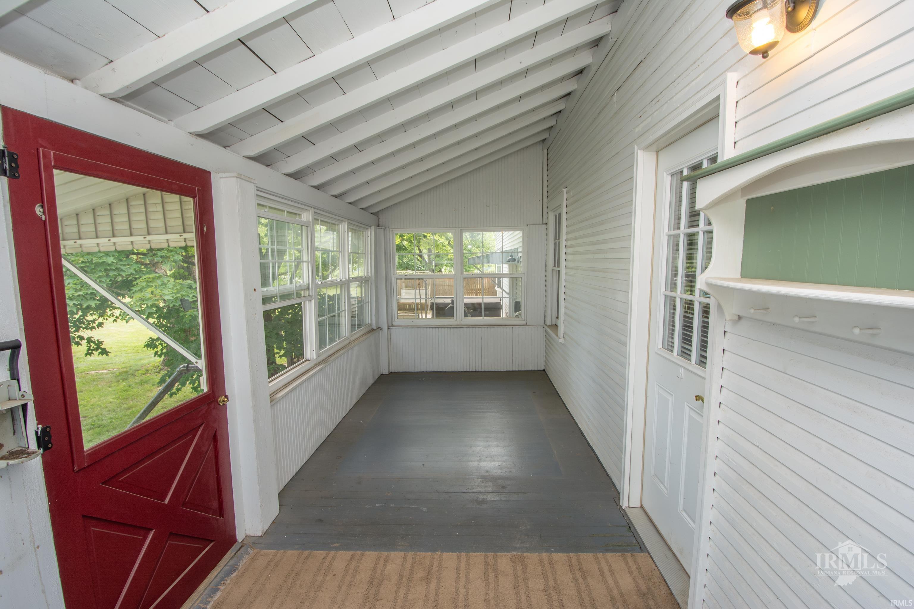 9105 East Jackson Street Selma, IN 47383 - Photo 31 of 36