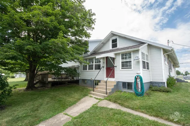 $329,900 | 9105 East Jackson Street, Selma, IN 47383