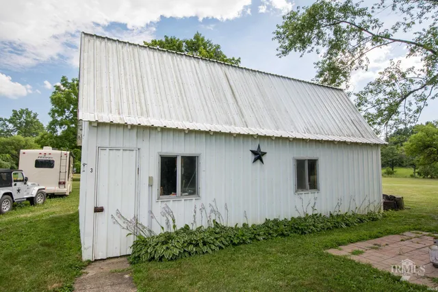 $329,900 | 9105 East Jackson Street, Selma, IN 47383