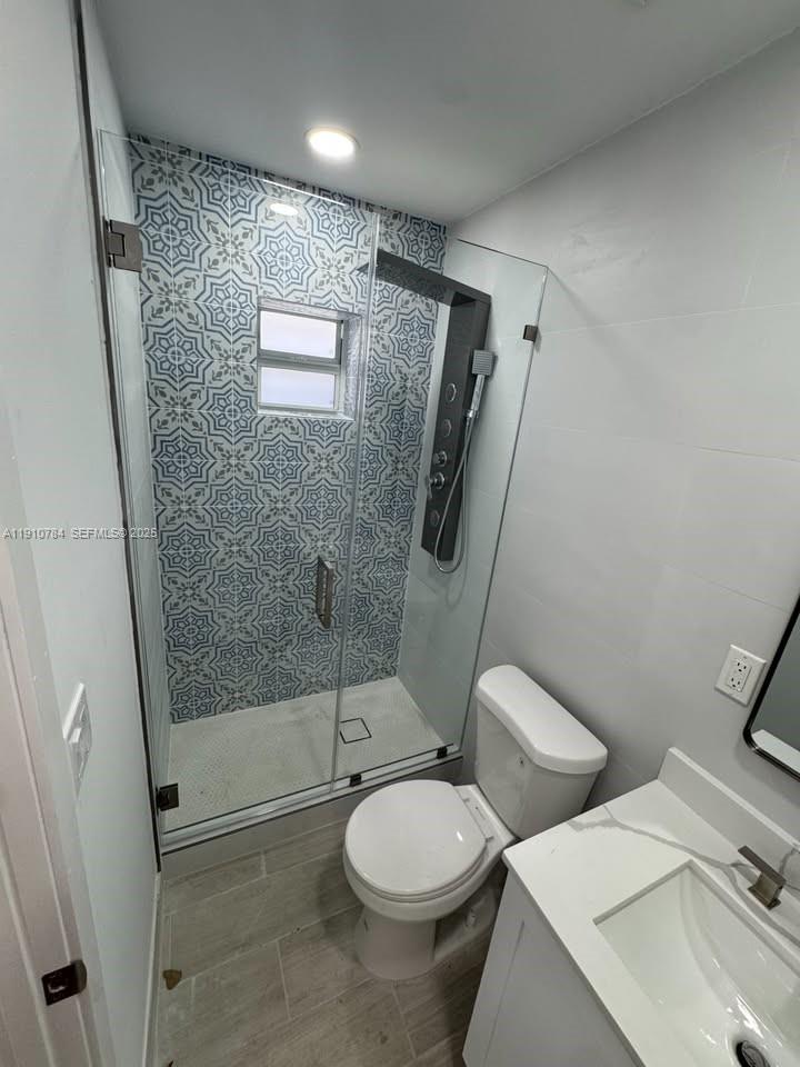 1670 Southwest 11th Terrace, Unit FRONT Miami, FL 33135 - Photo 21 of 23 Bathroom 2 (In-Law Quarters/Guest House)