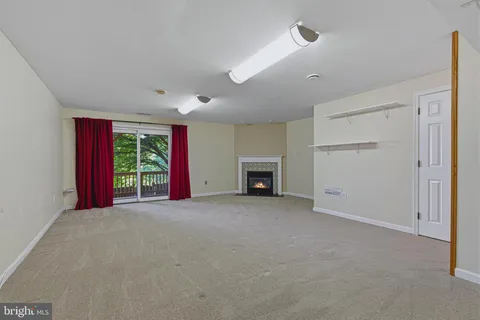 $580,000 | 8144 Cliffview Avenue, Springfield, VA 22153