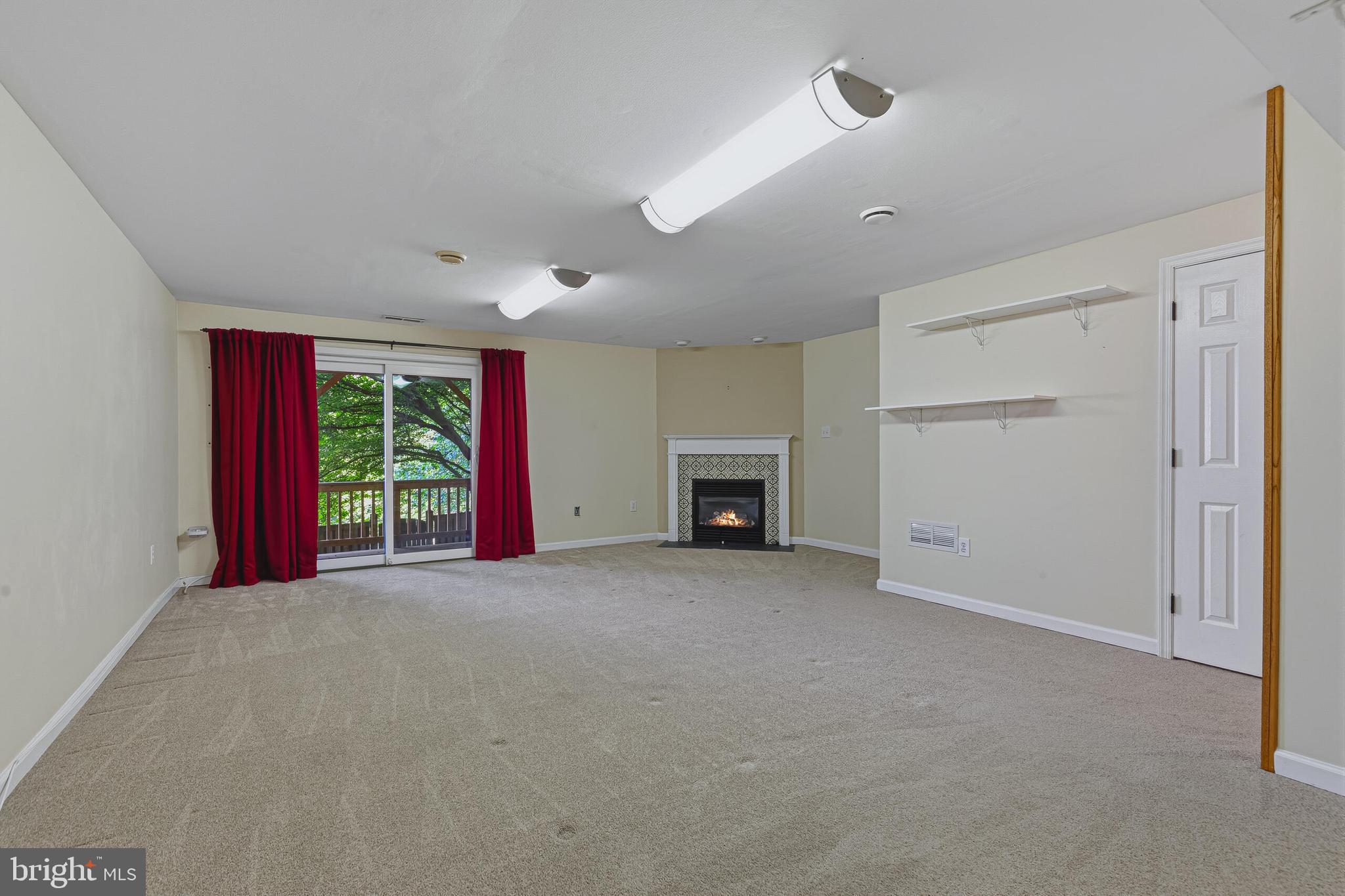 8144 Cliffview Avenue Springfield, VA 22153 - Photo 27 of 37