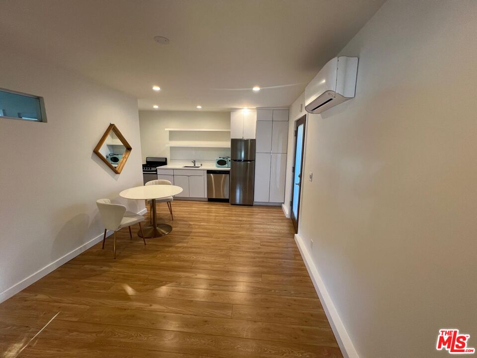 7040 Semrad Road West Hills, CA 91307 - Photo 12 of 17