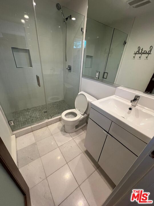 7040 Semrad Road West Hills, CA 91307 - Photo 17 of 17