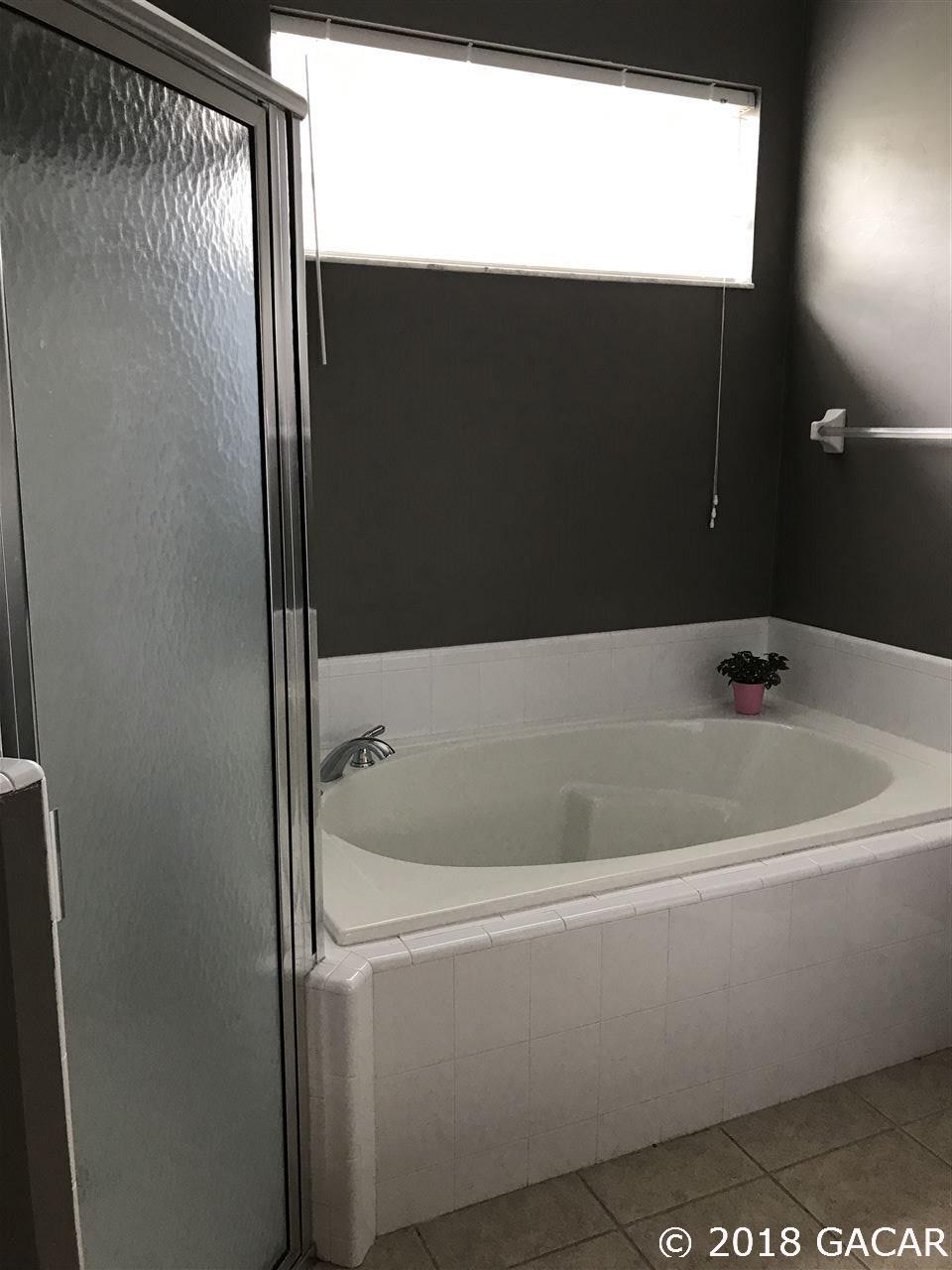 8739 Southwest 25 Road Gainesville, FL 32608 - Photo 12 of 20